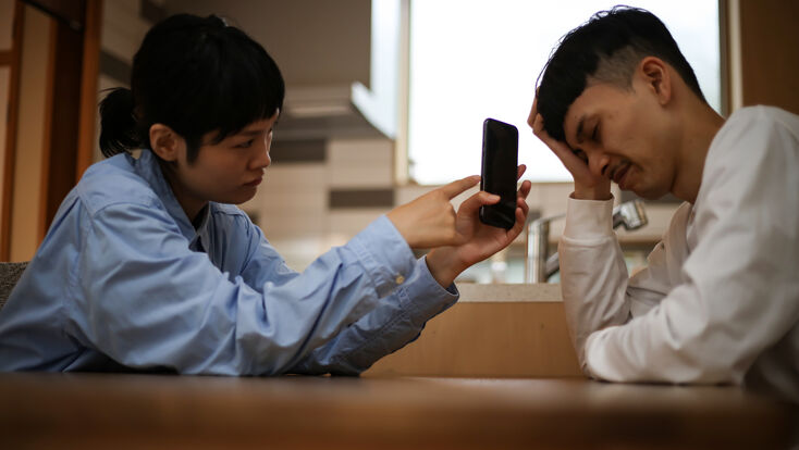 浮気の証拠として有効なメールの条件とは？収集から離婚調停時の相談対応まで徹底ガイド！